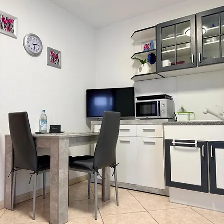 Noll * Friedrichshafen